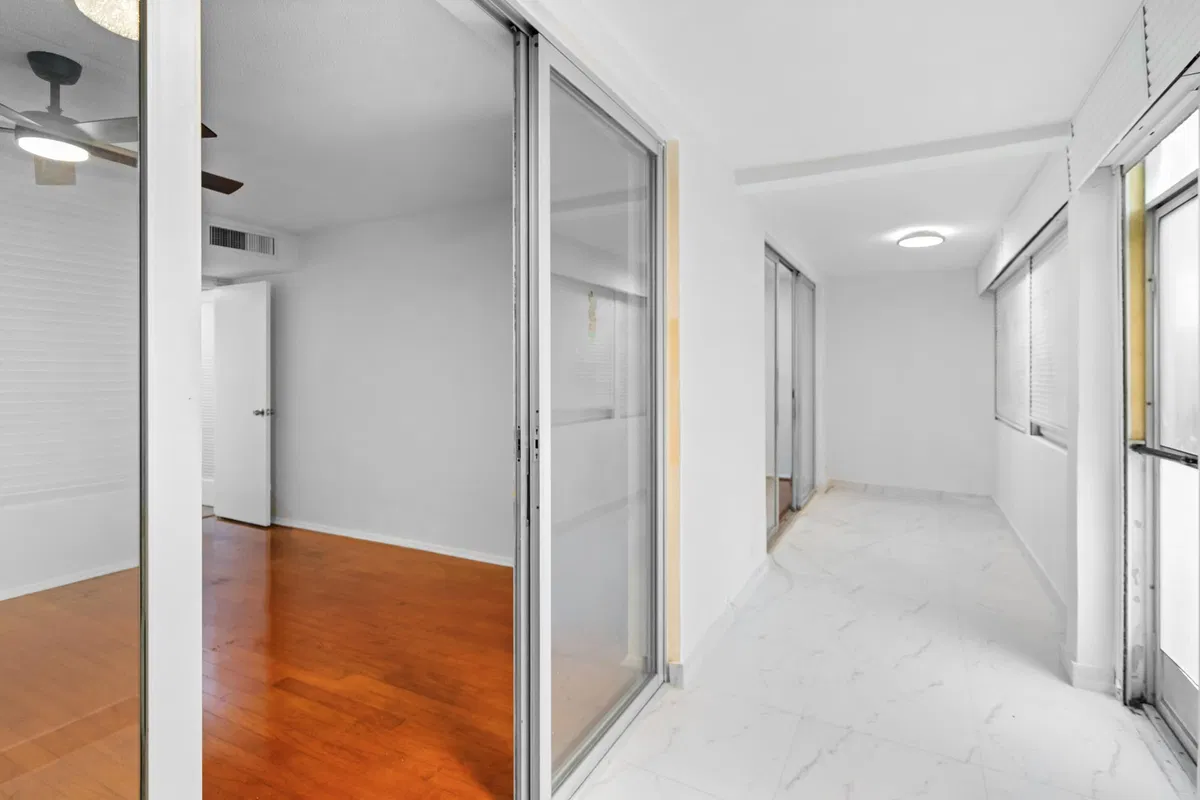 Unit 110 photo 40