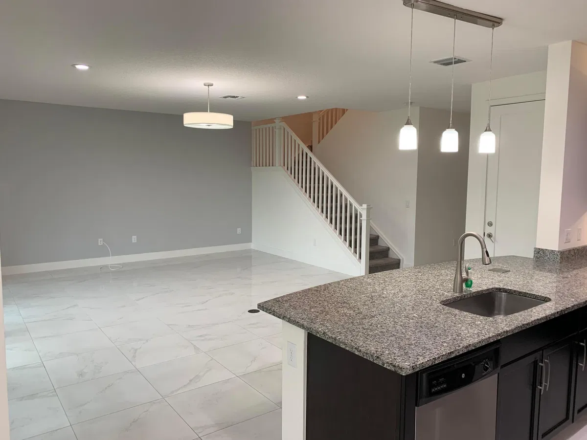 Residence photo 10
