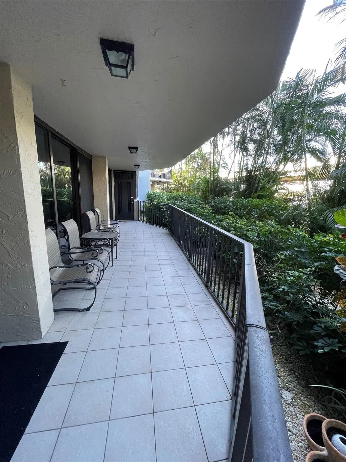 Unit 1040 photo 34