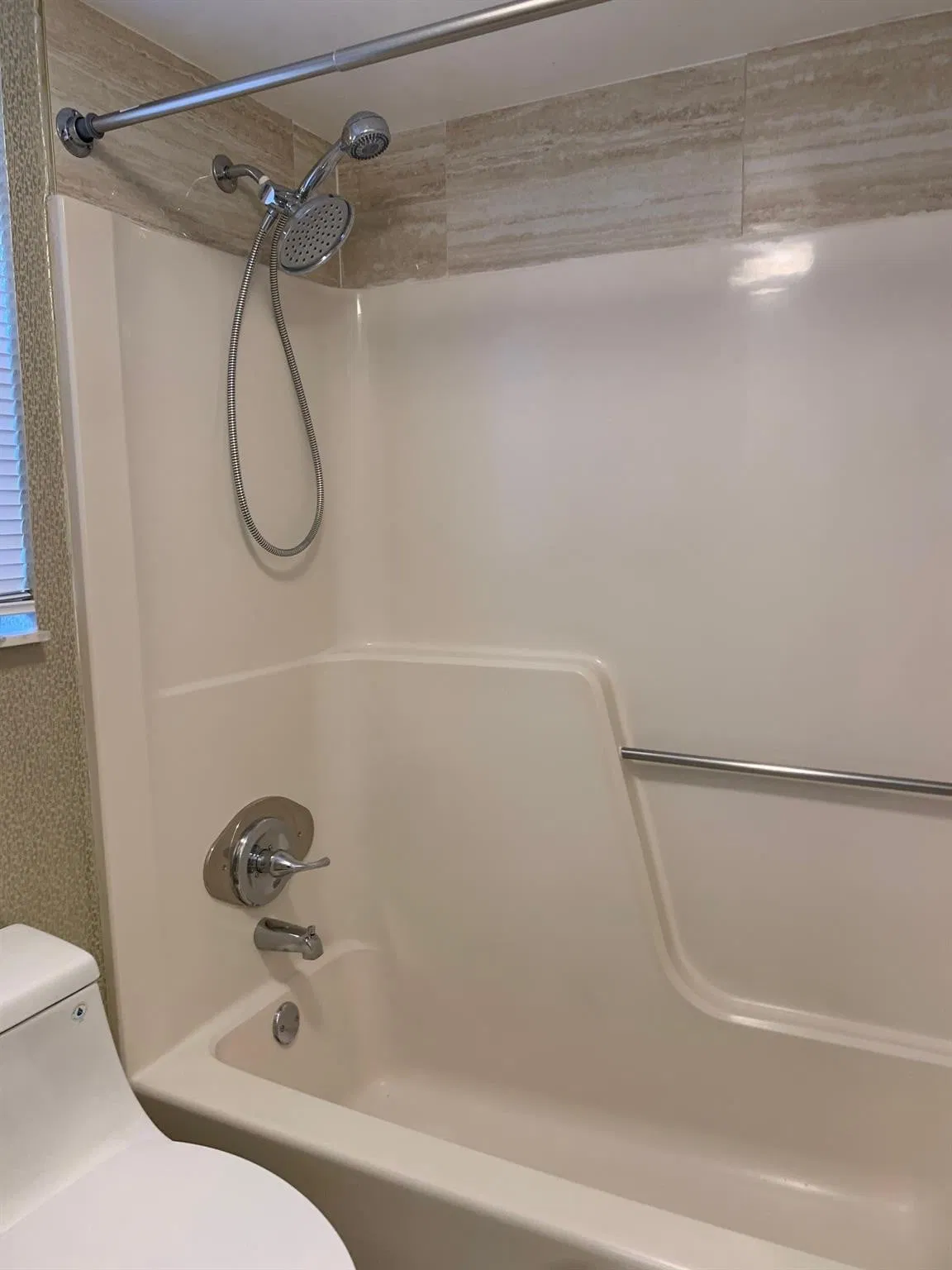 Unit 106 photo 19