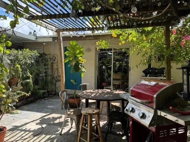 Residence photo 19