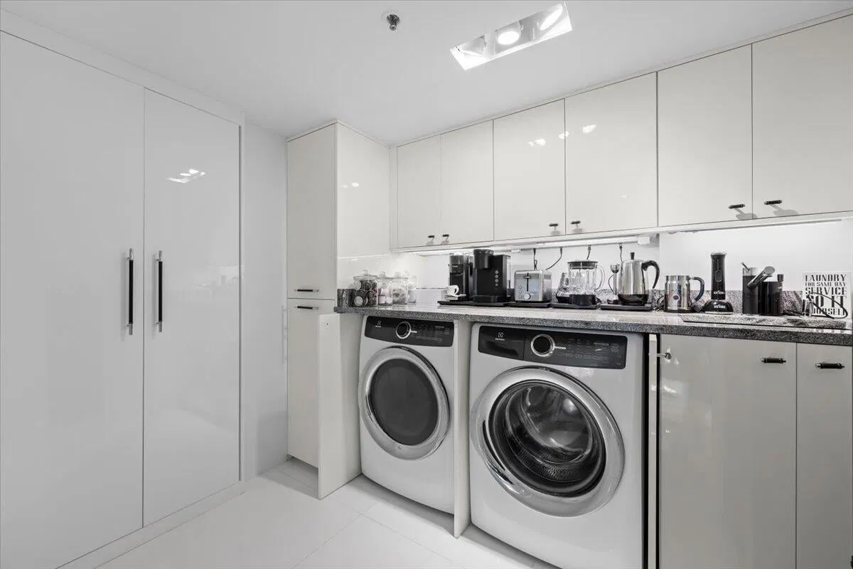 Singer Island Unit 10C photo 16