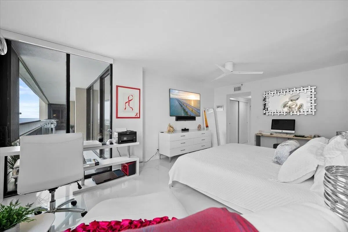 Singer Island Unit 10C photo 25