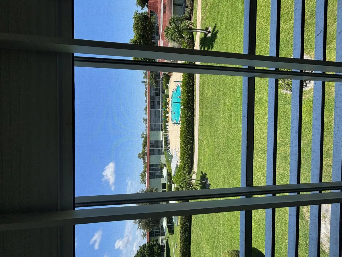Unit 316 photo 7