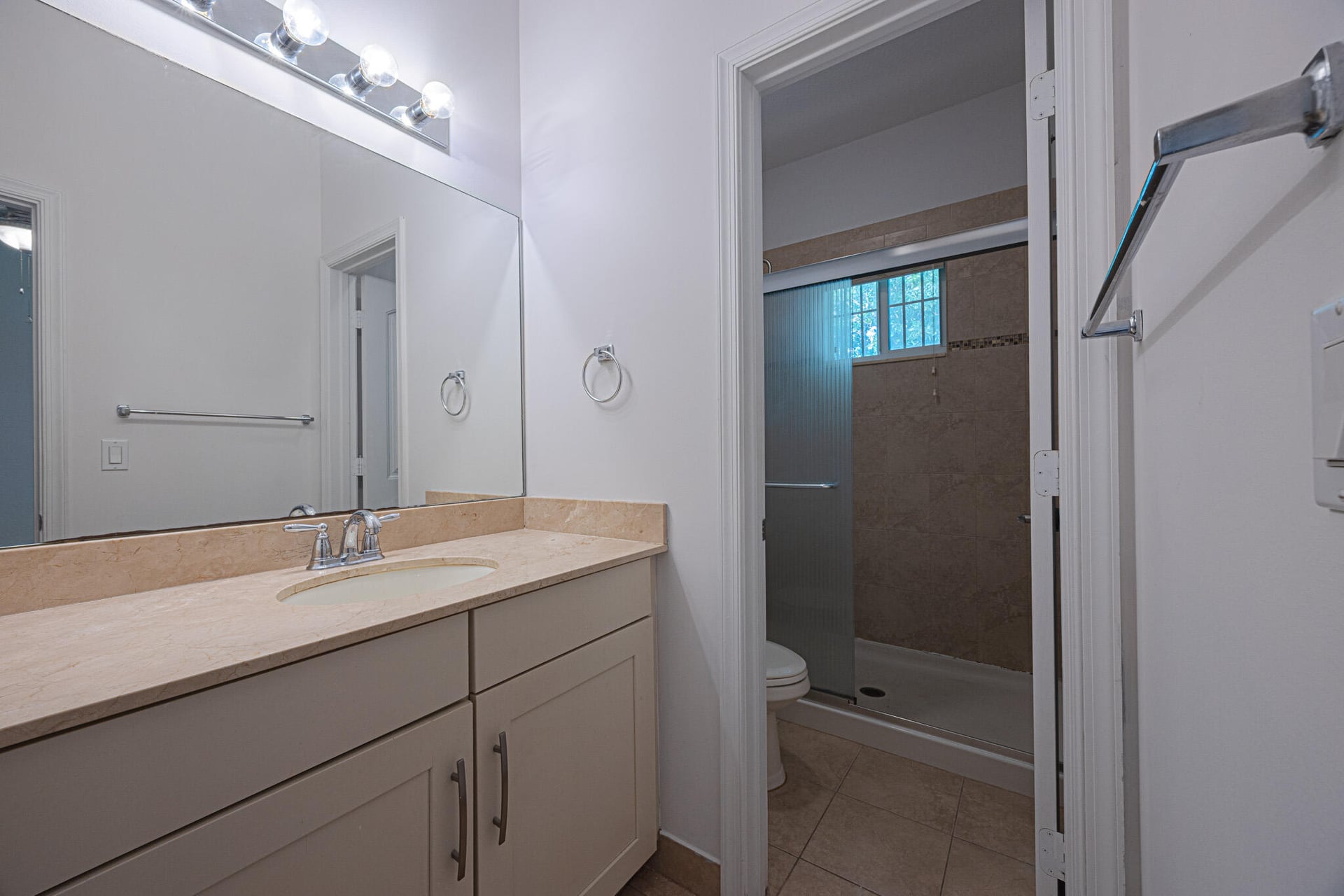 Residence photo 19