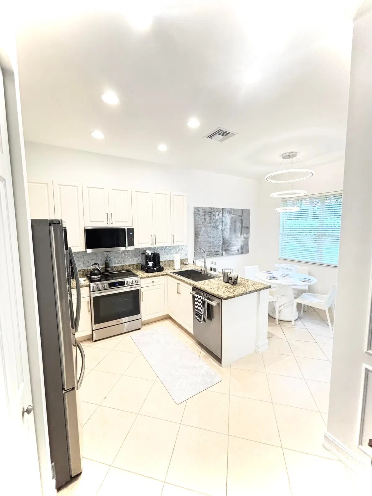 Residence photo 43