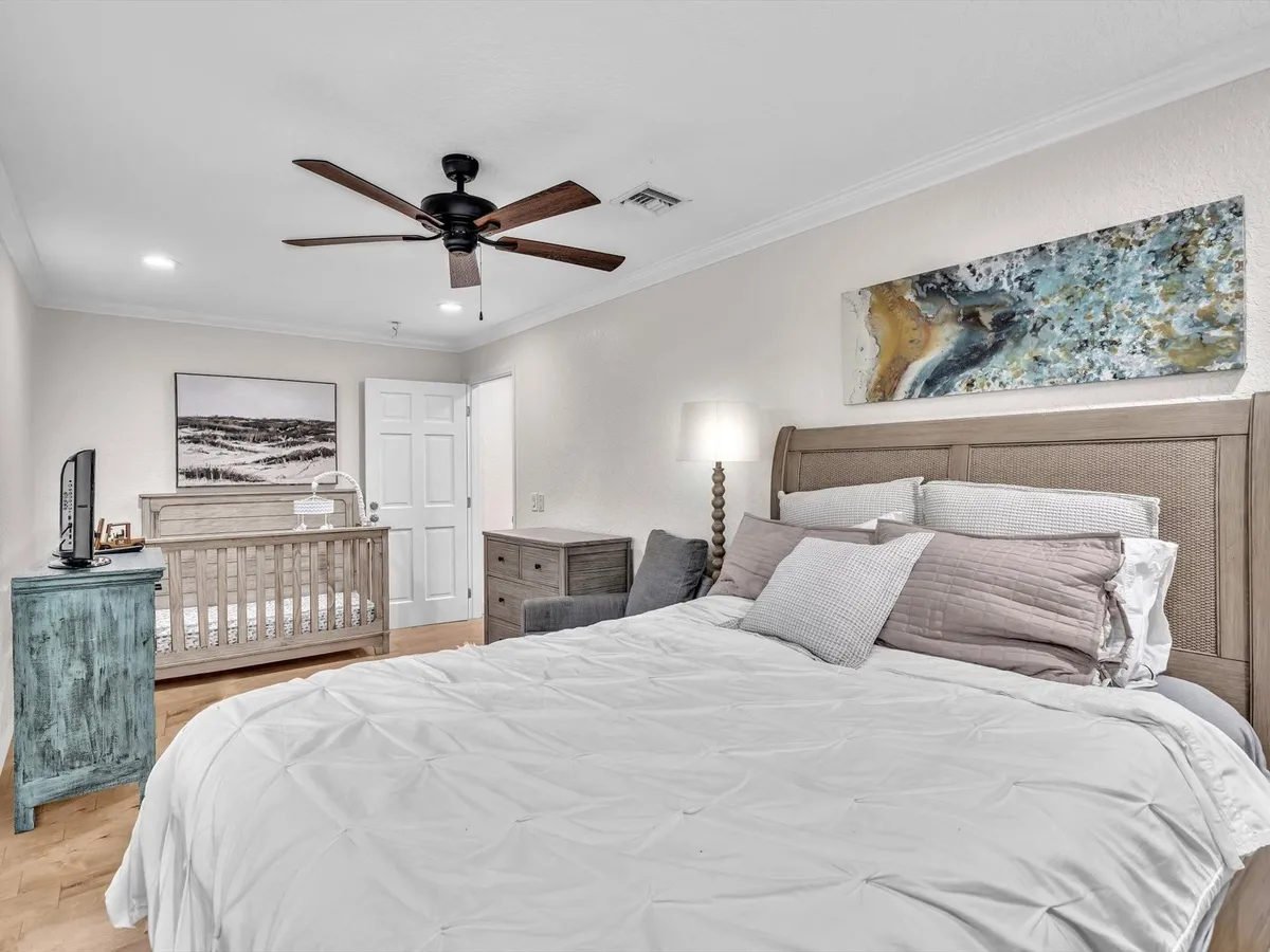 Residence photo 37