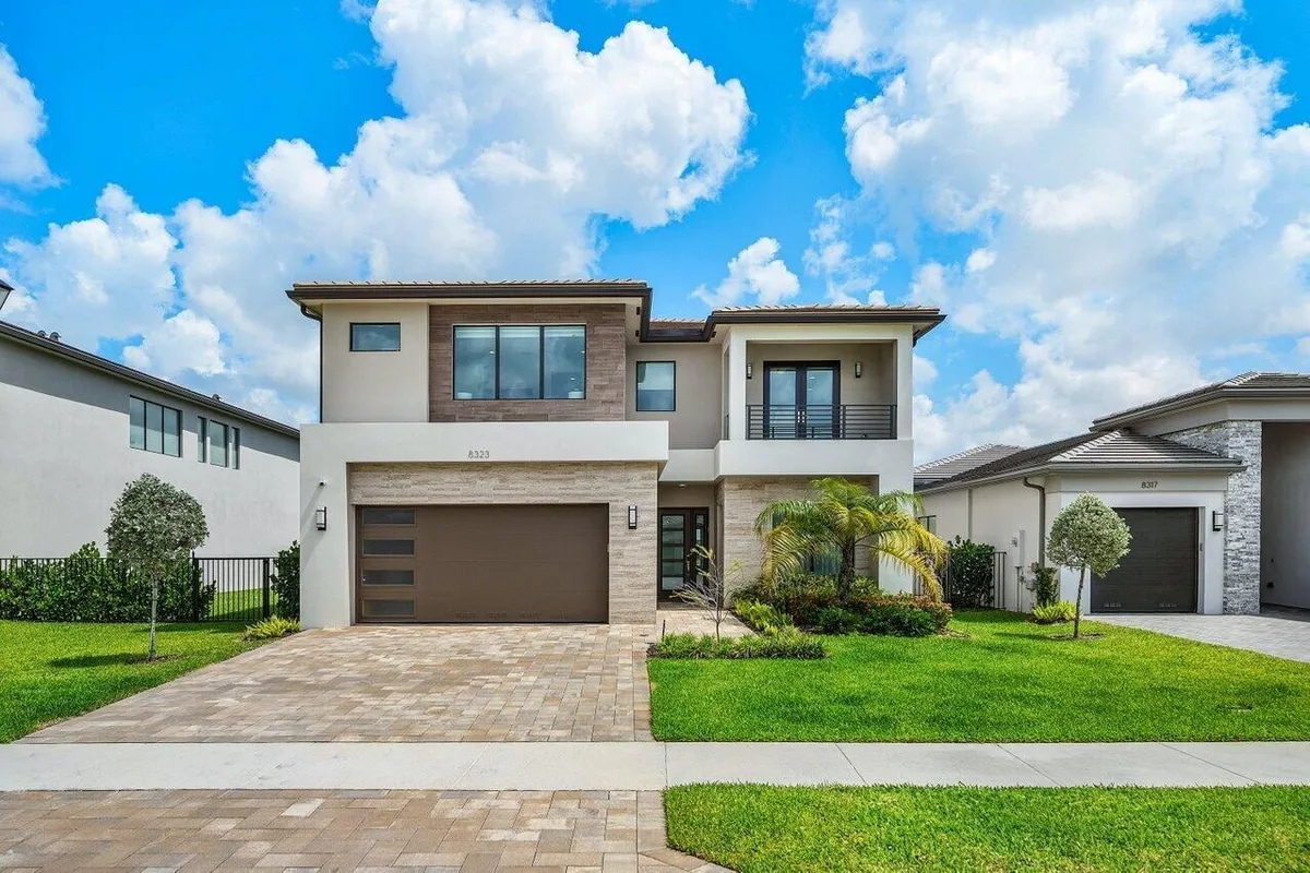 Lotus Palm Boca Raton Residence