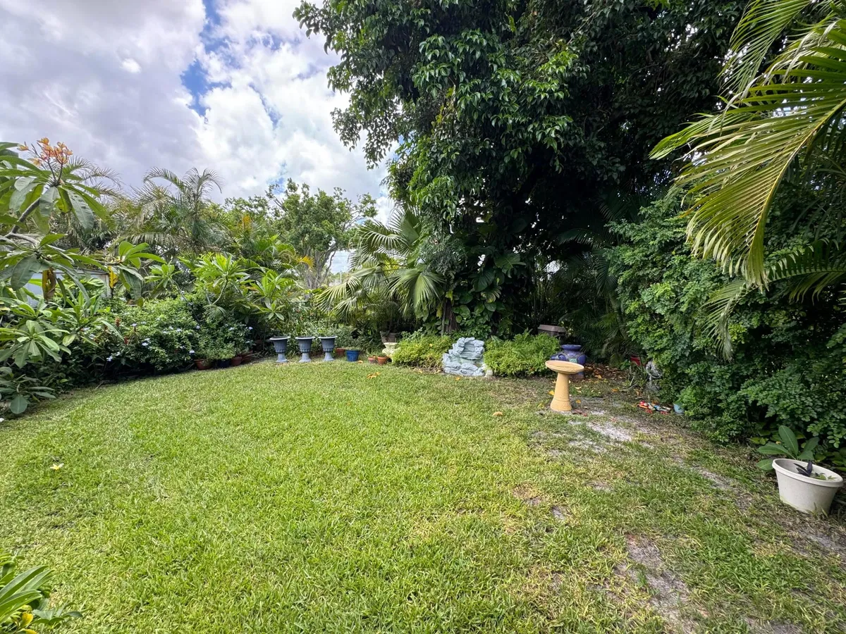 Residence photo 4