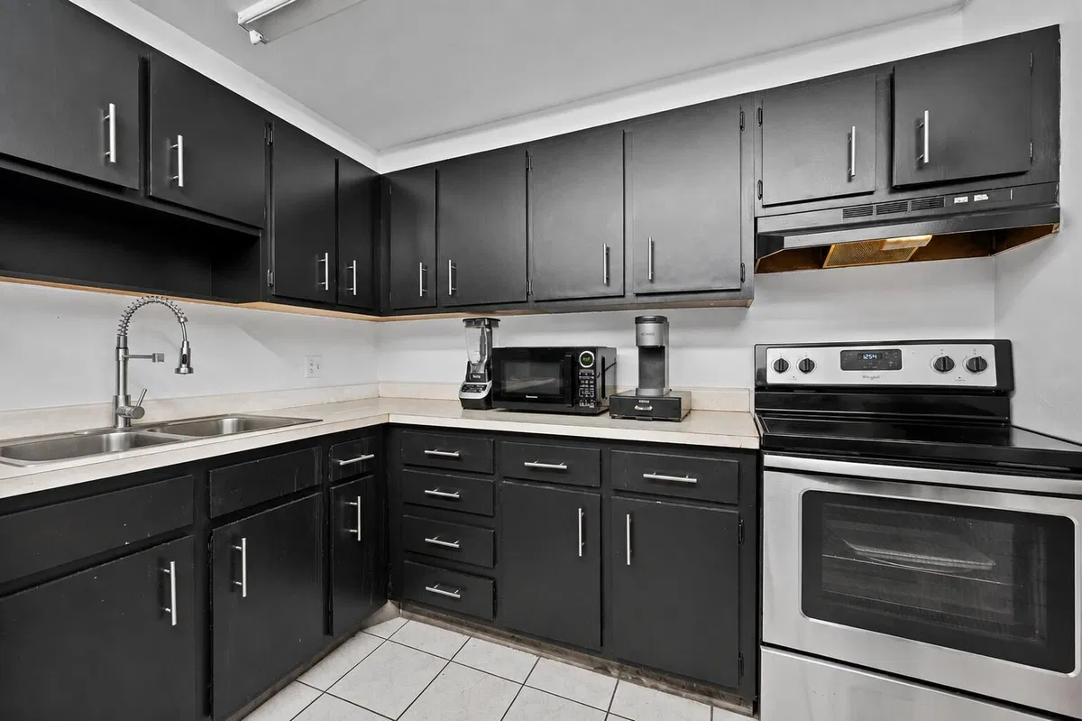 Residence photo 16