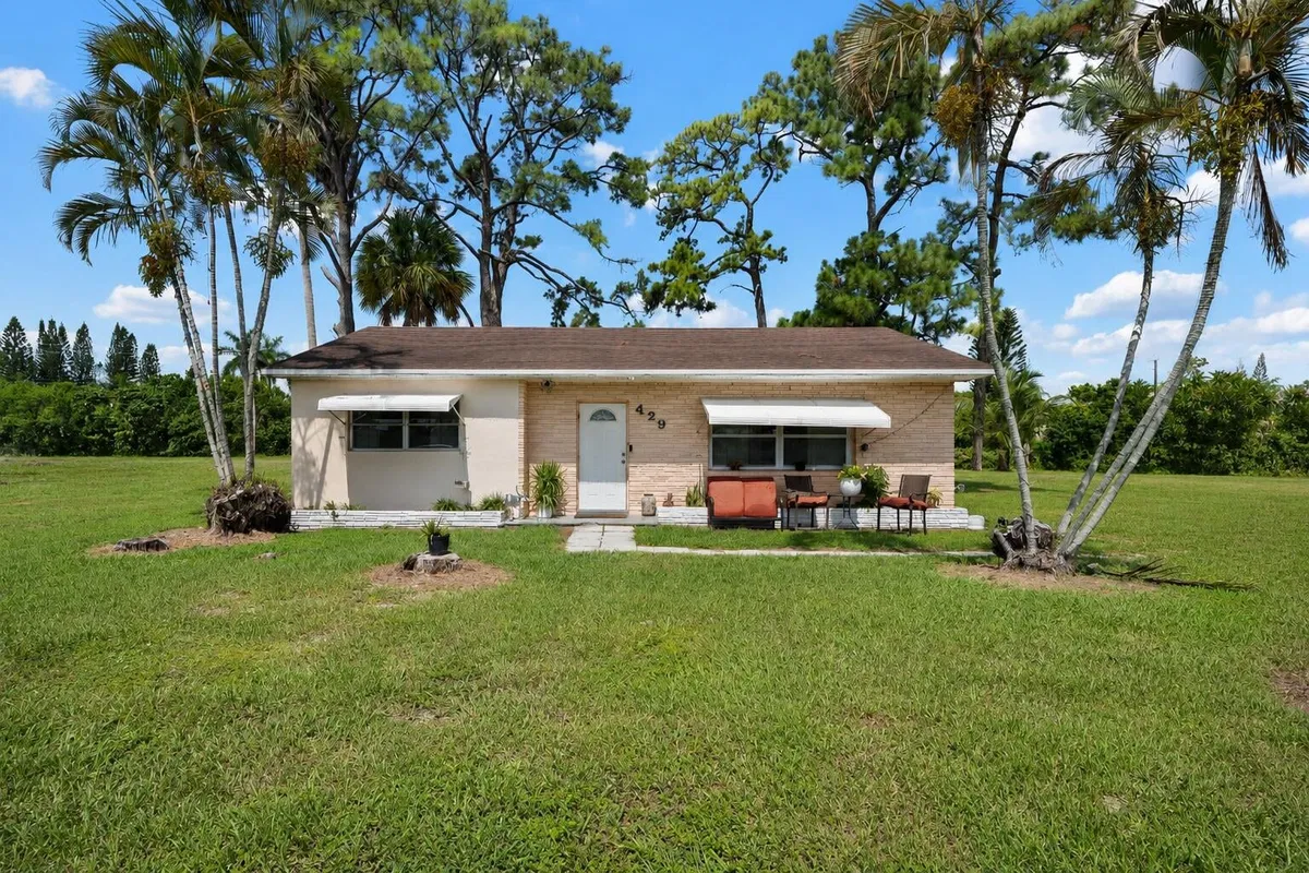 Residence photo 52