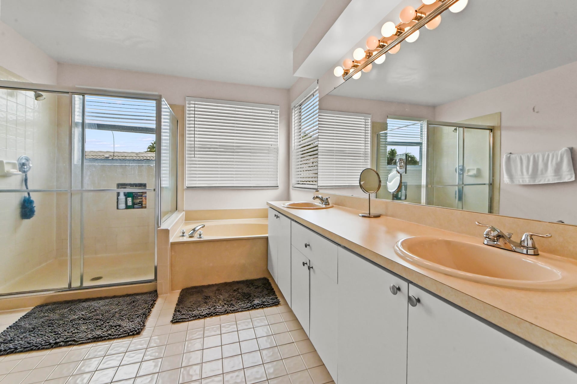 Residence photo 31