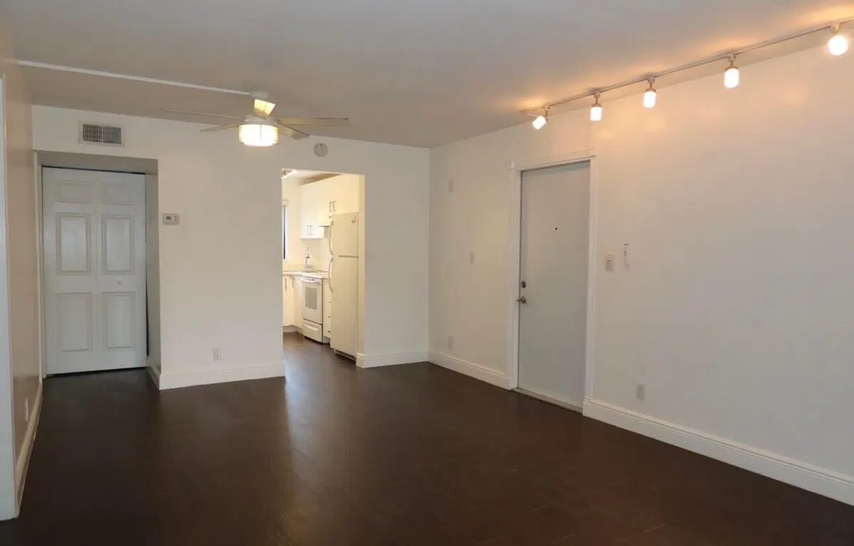 Boca Raton Unit 1670 photo 4