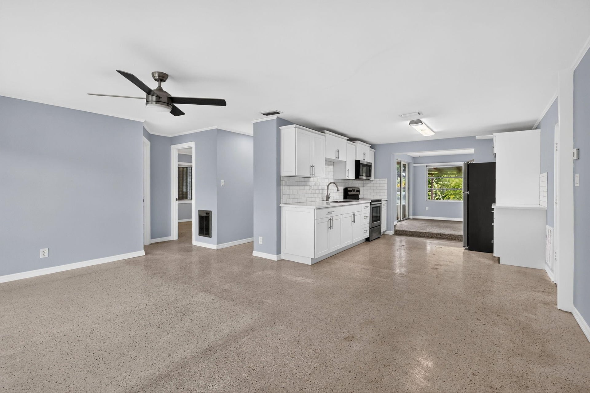 Residence photo 4