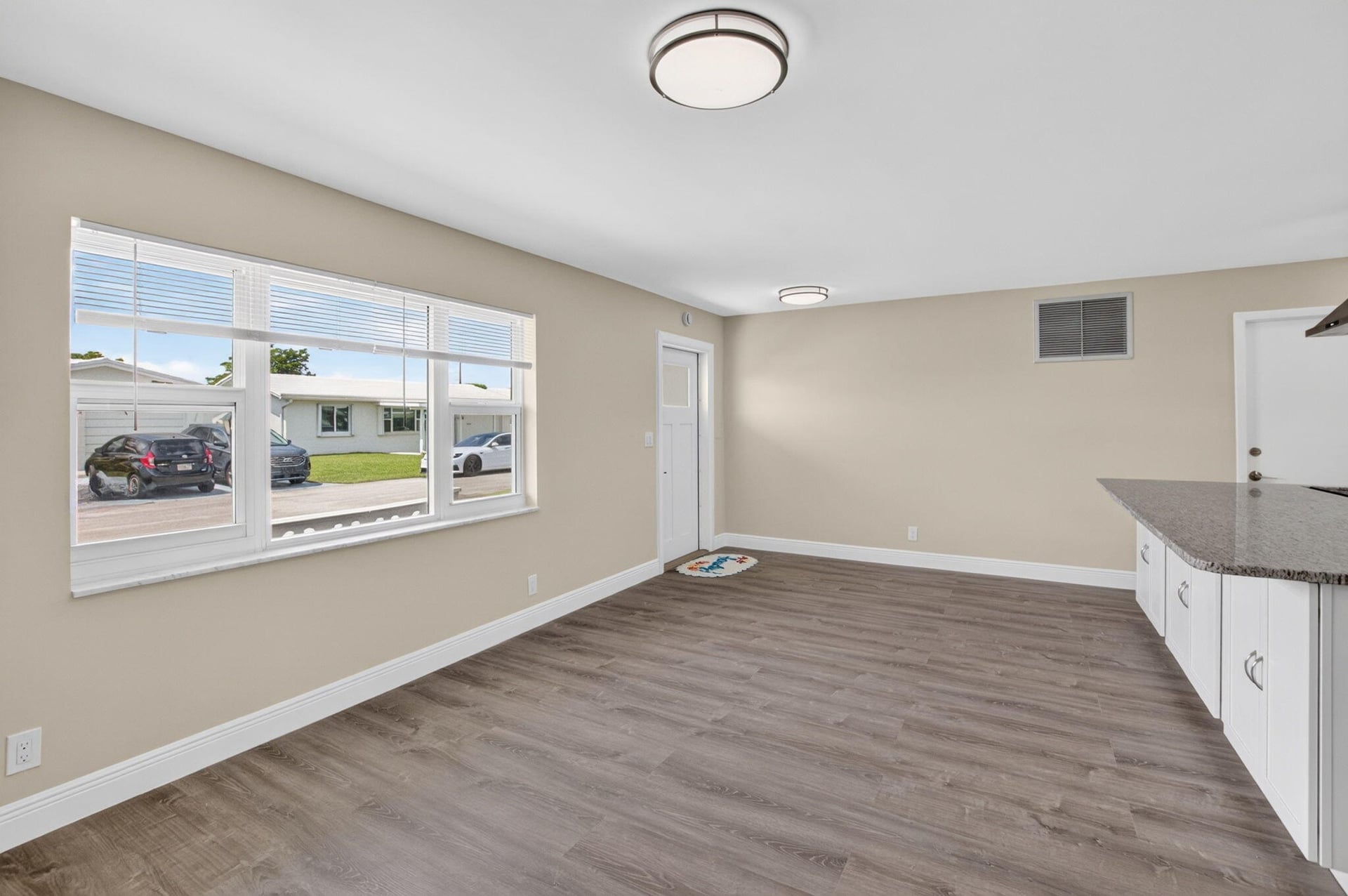 Residence photo 10