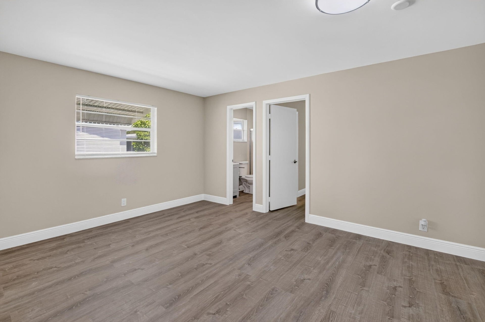 Residence photo 22