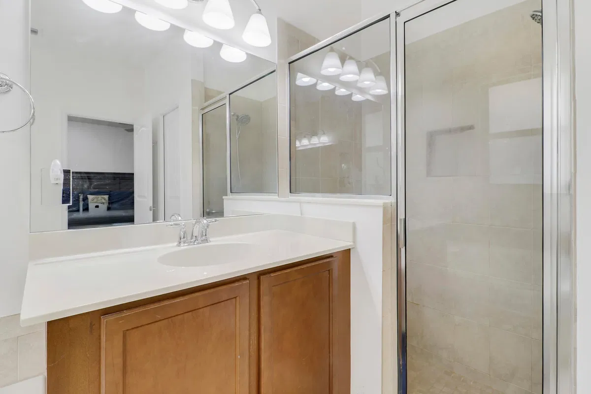 Residence photo 25