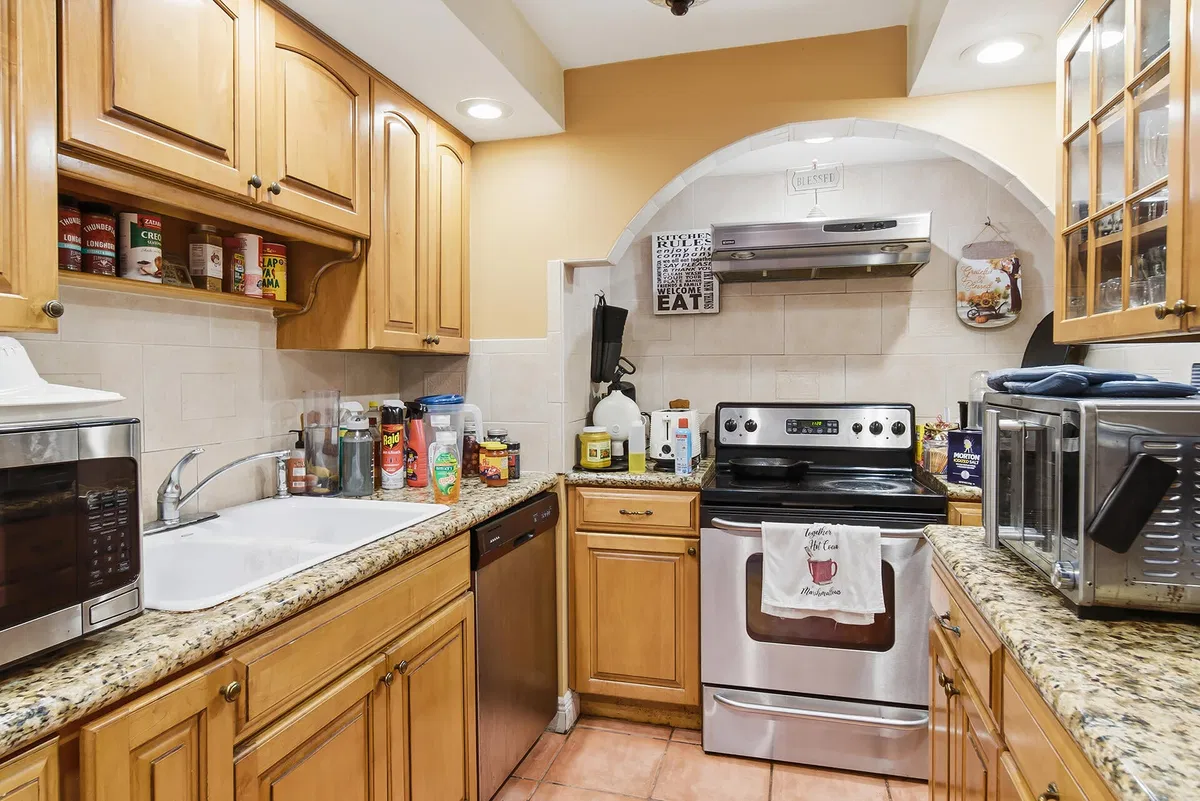 Palm Beach House Unit 2202 photo 16