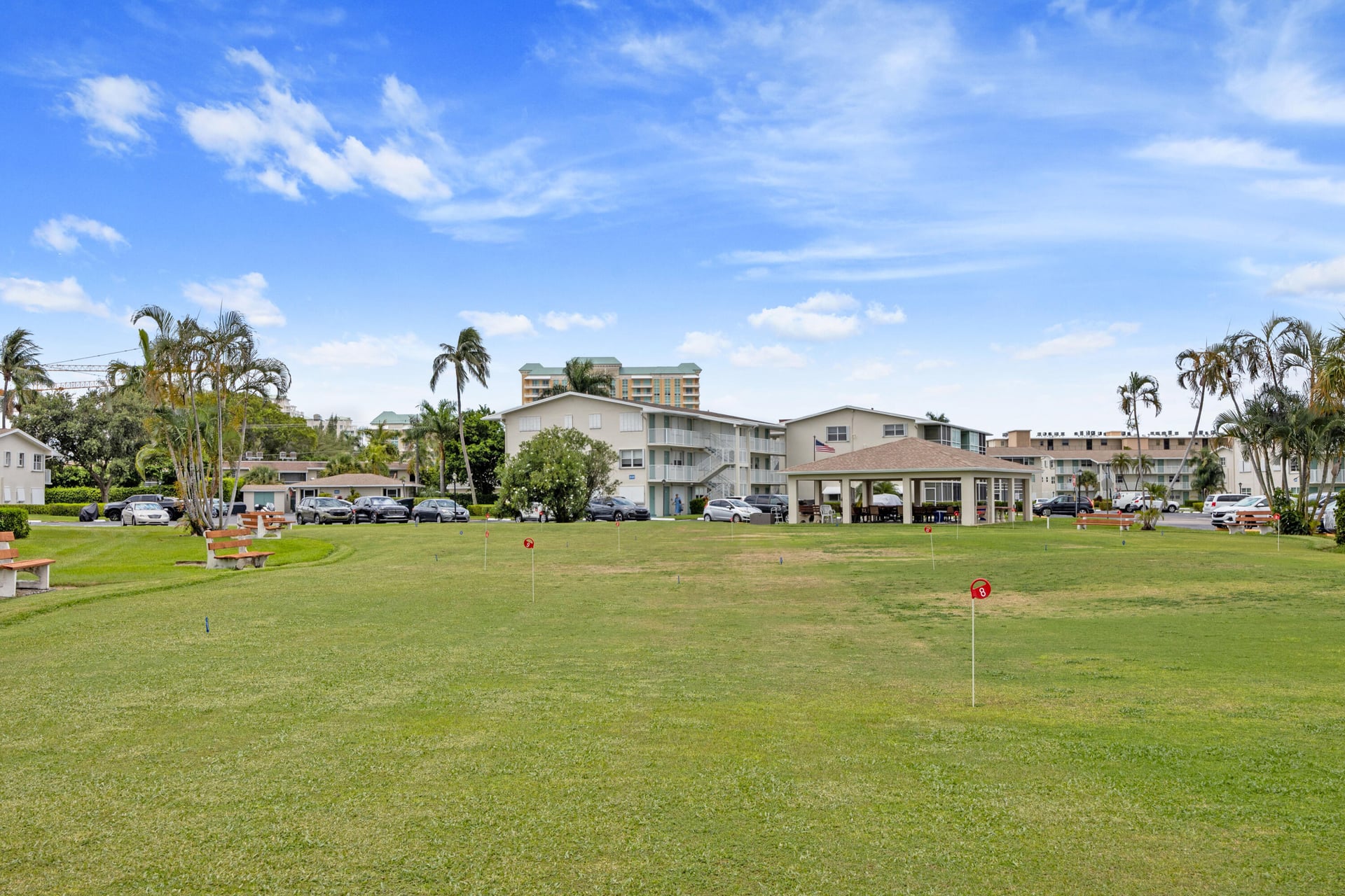 Unit 106 photo 28