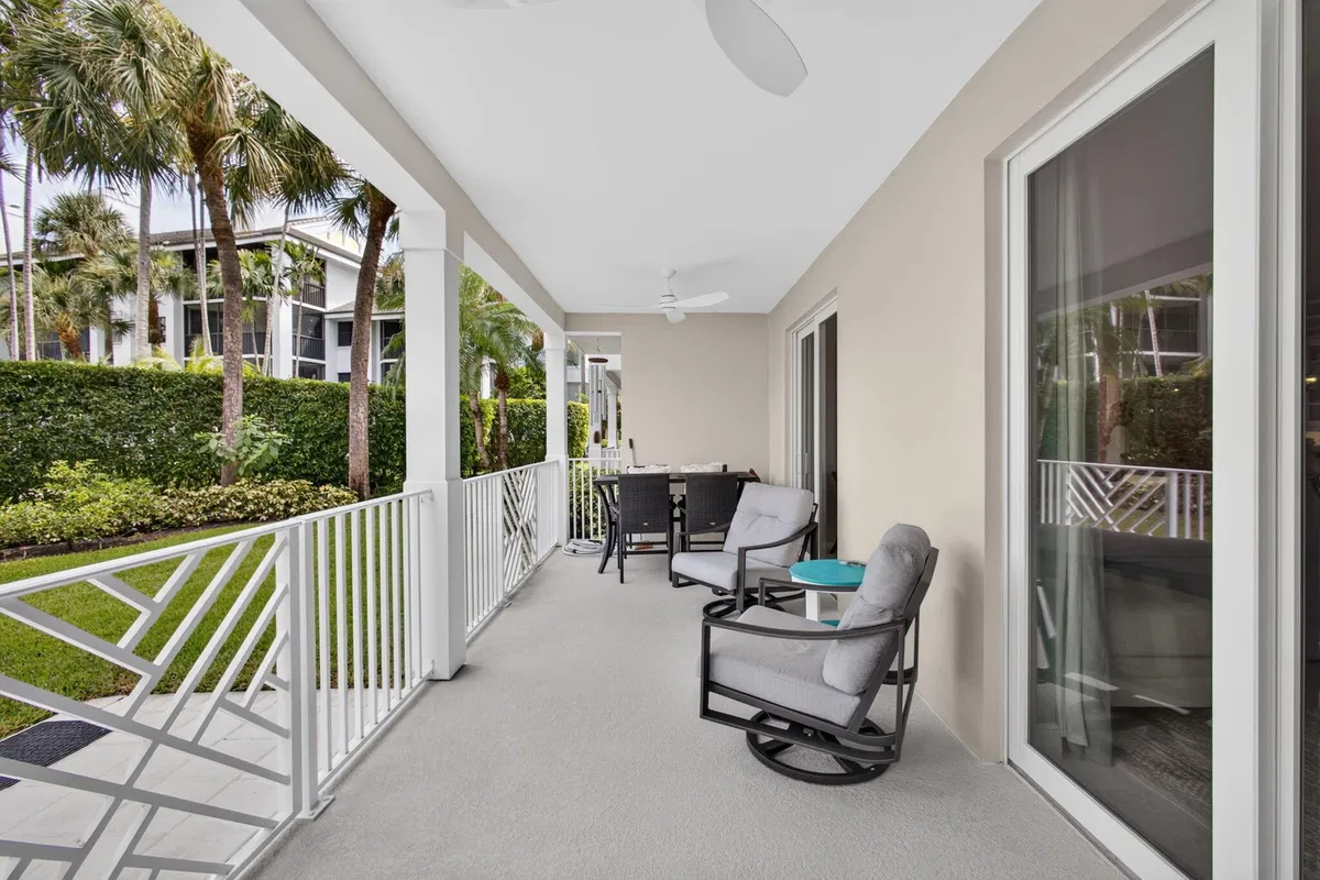 Residence photo 25