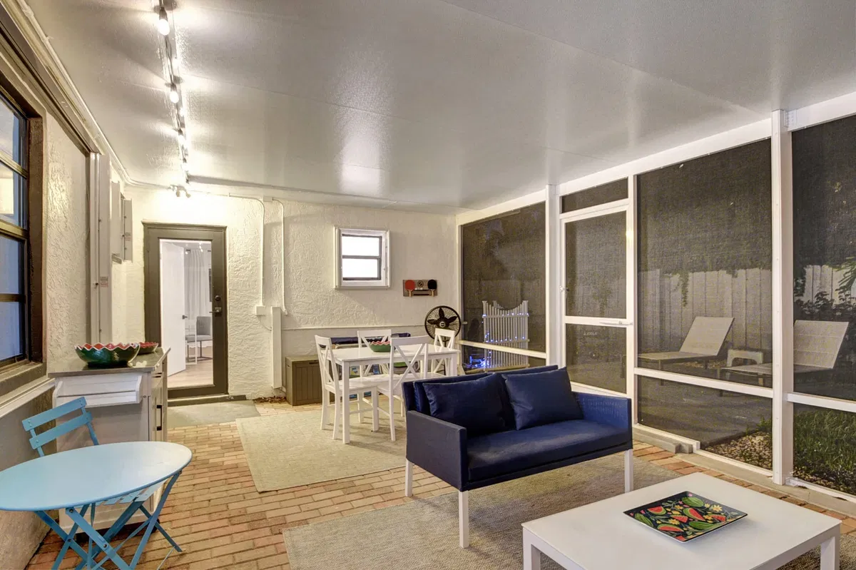  Residence photo 73