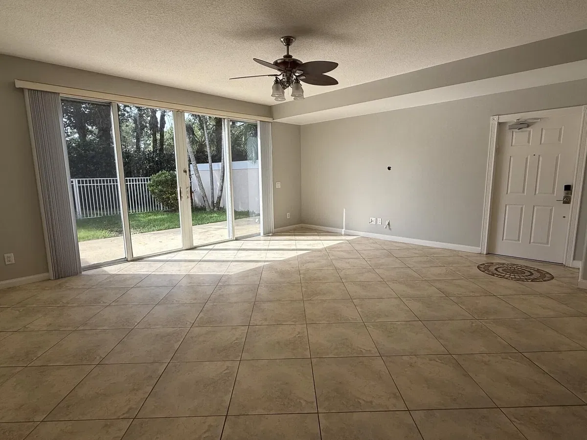 Residence photo 7
