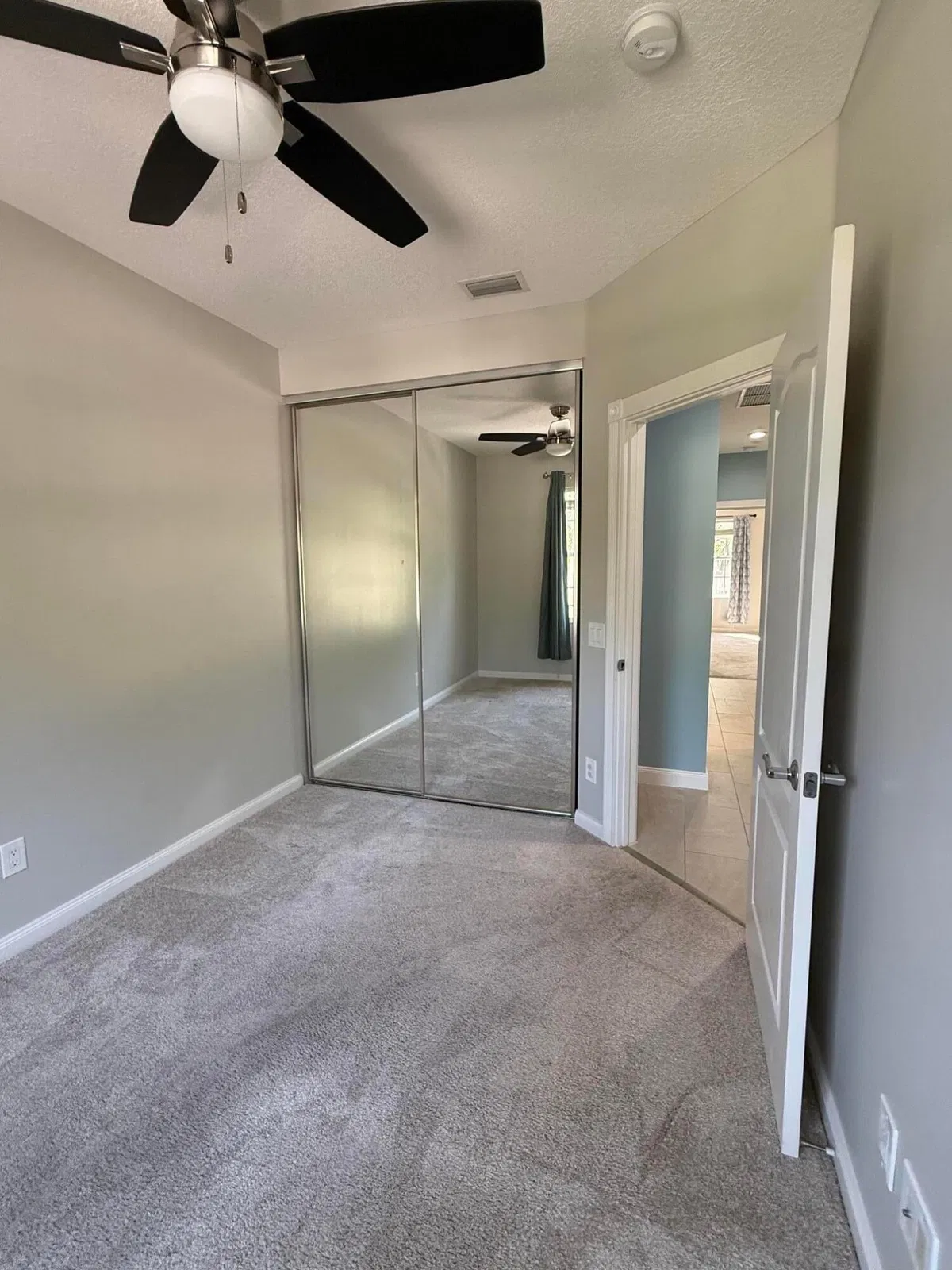 Residence photo 31