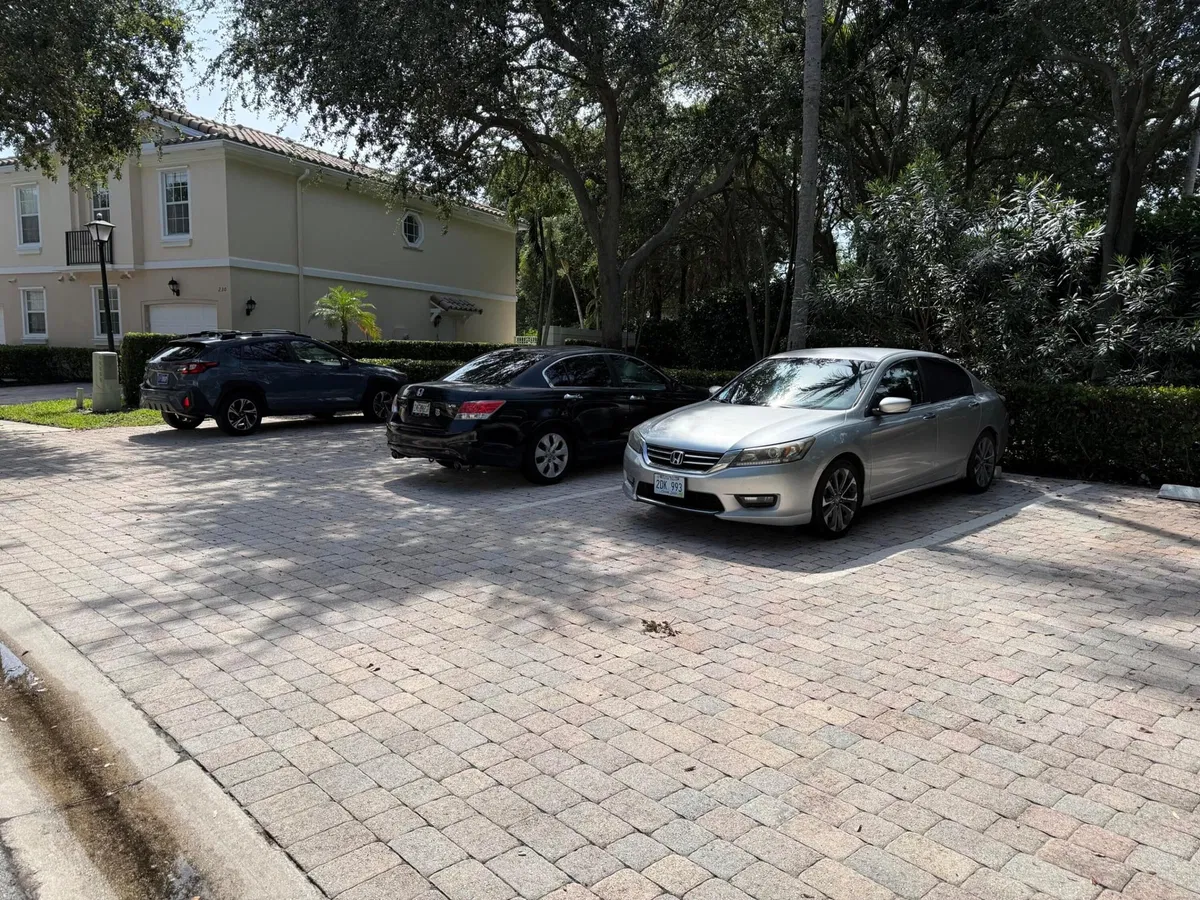 Residence photo 46