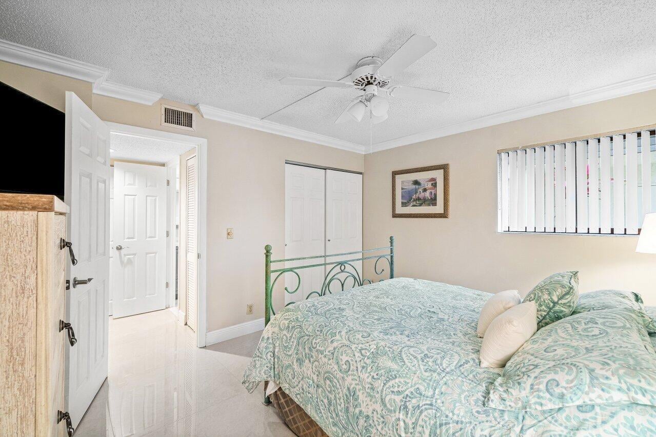 Unit 103 photo 13