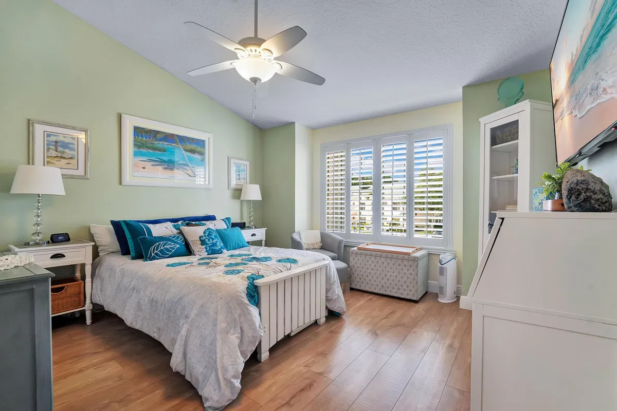 Residence photo 22