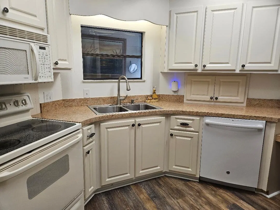 Residence photo 4