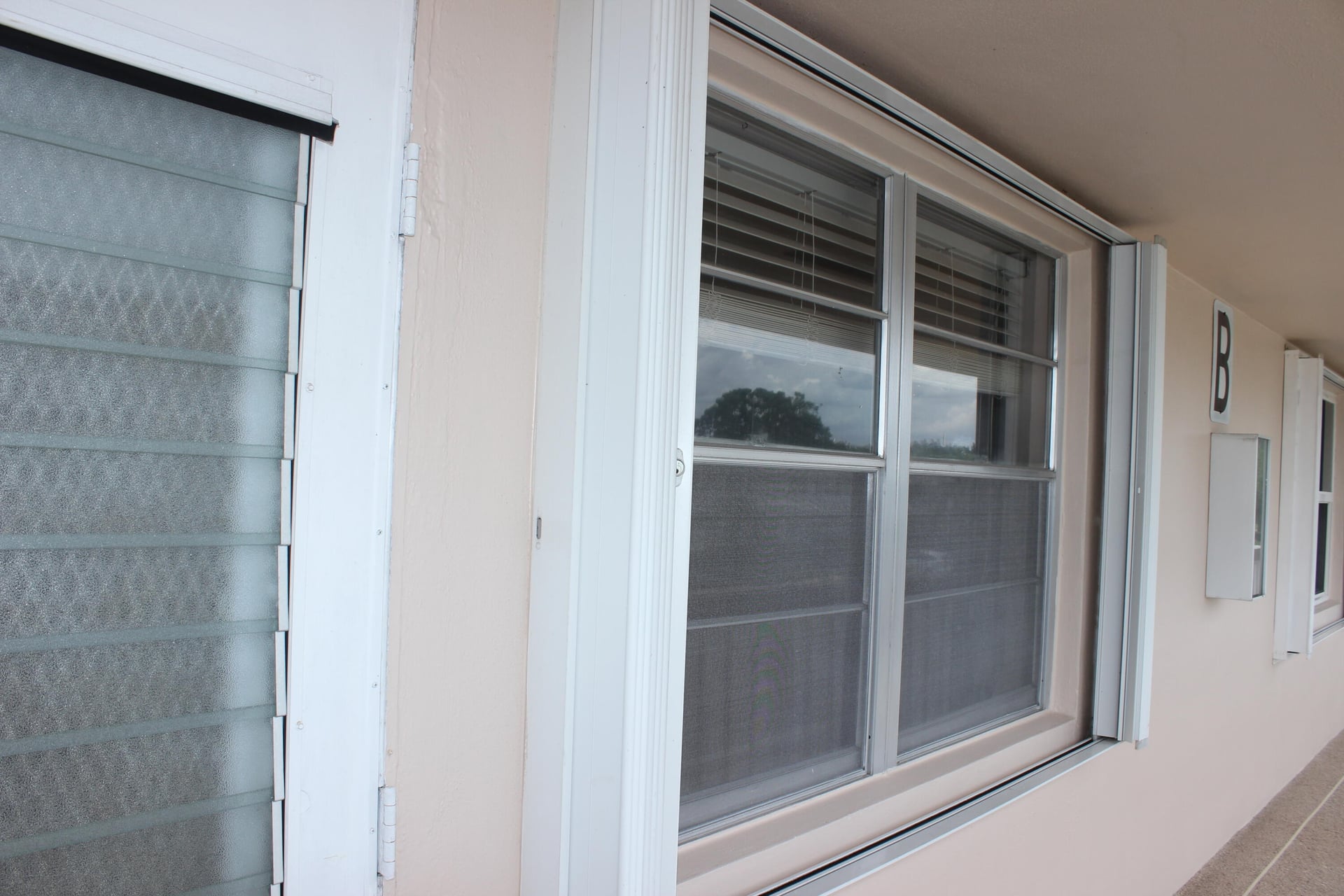 Unit 35 photo 4