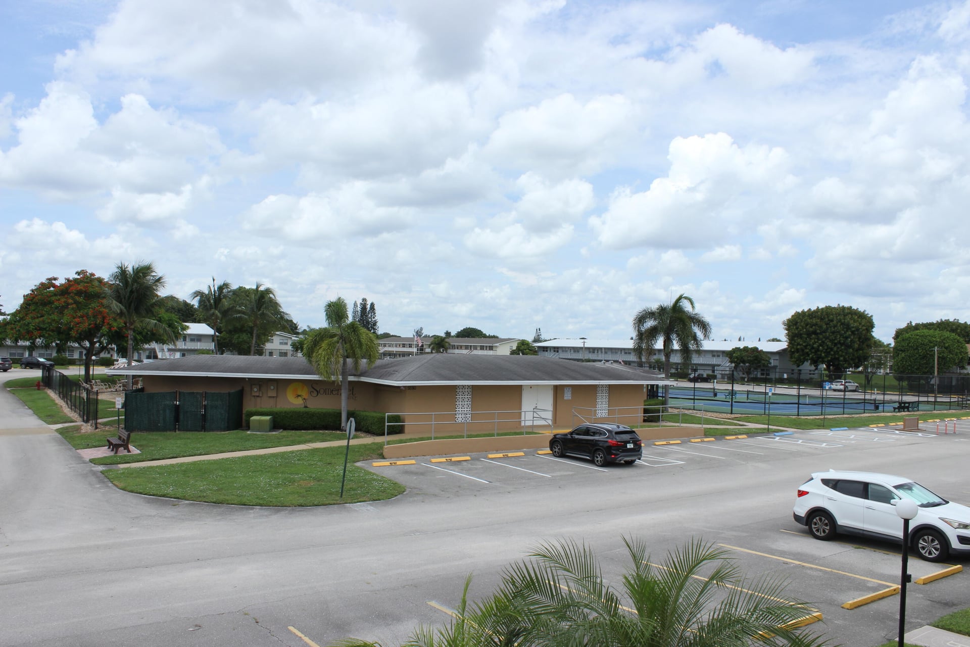 Unit 35 photo 37