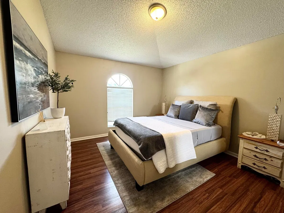 Residence photo 7