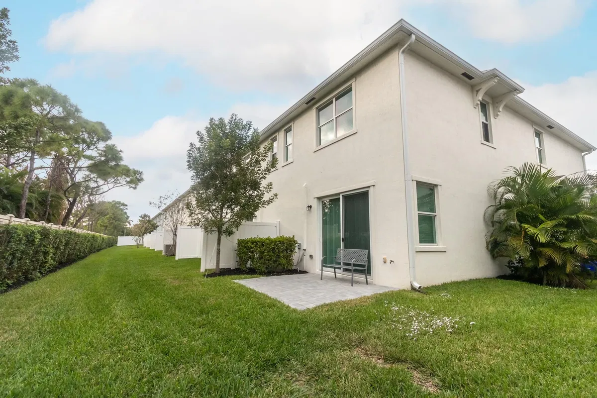 Residence photo 7