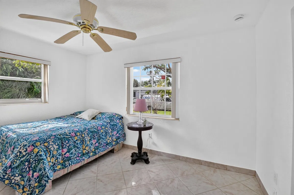 Residence photo 28