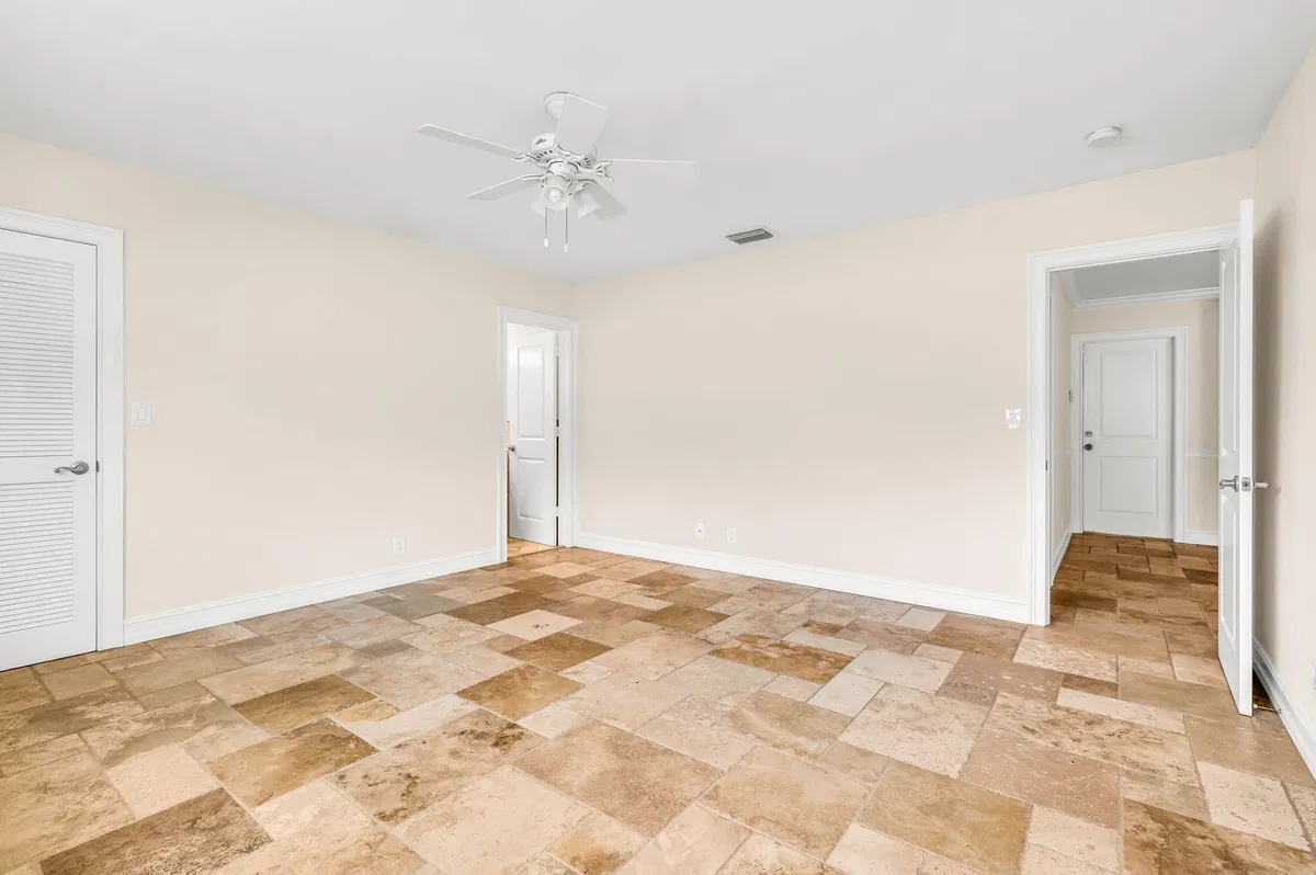 Lake Floresta Park Residence photo 25