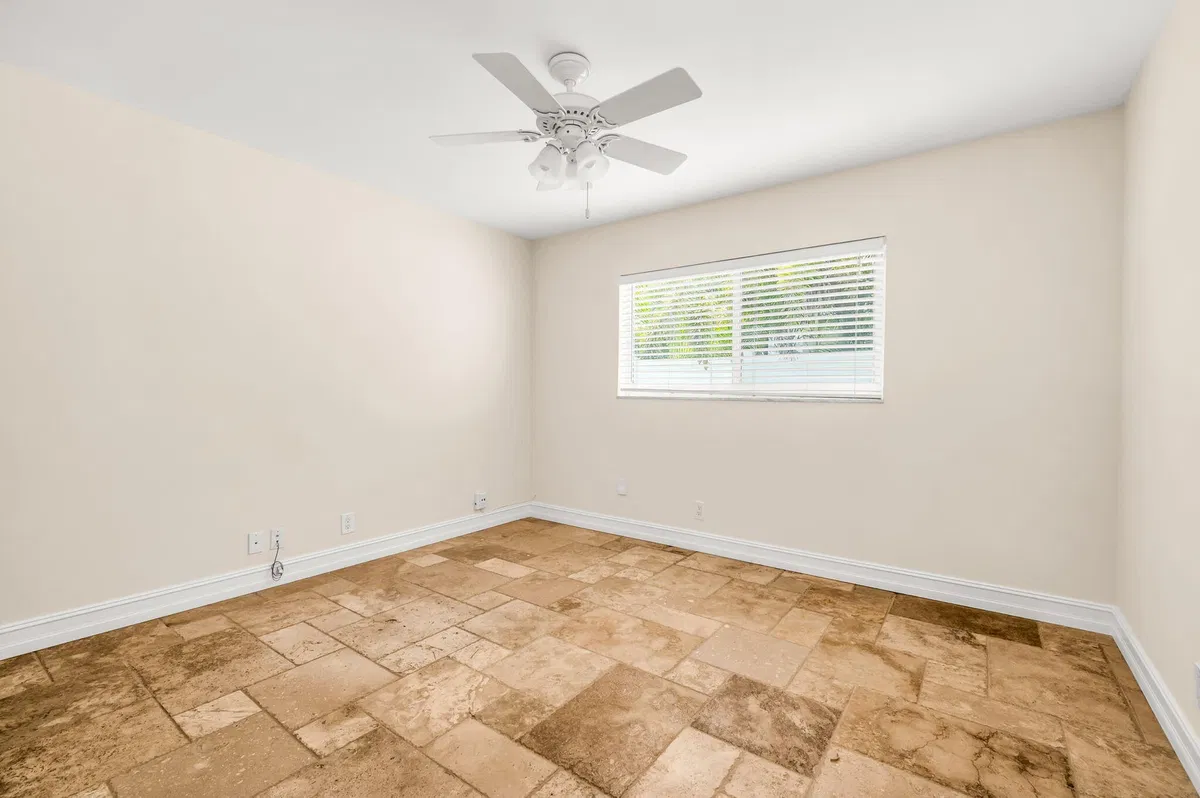 Lake Floresta Park Residence photo 31
