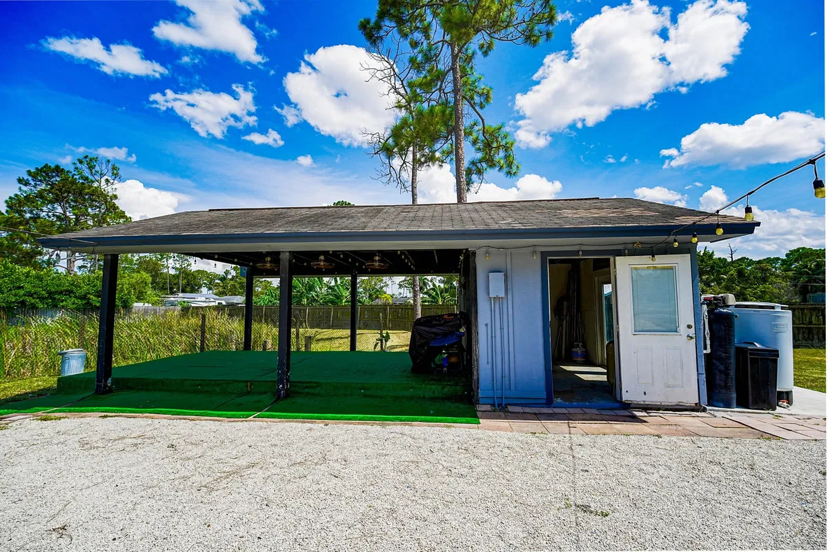 Residence photo 28