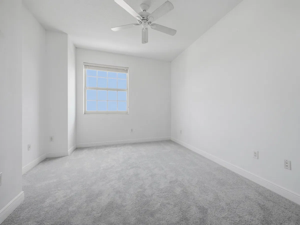 610 Clematis Unit 804 photo 19