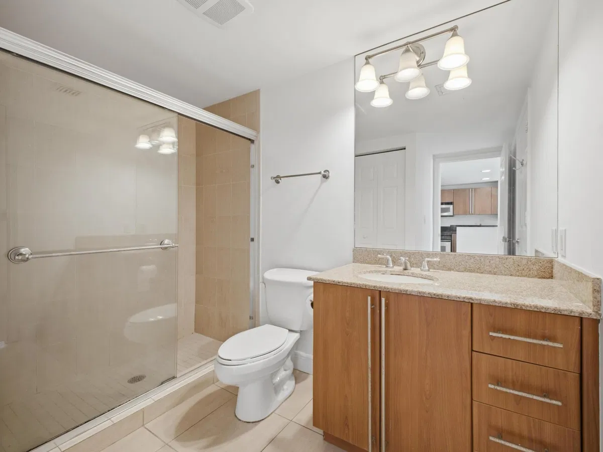 610 Clematis Unit 804 photo 25