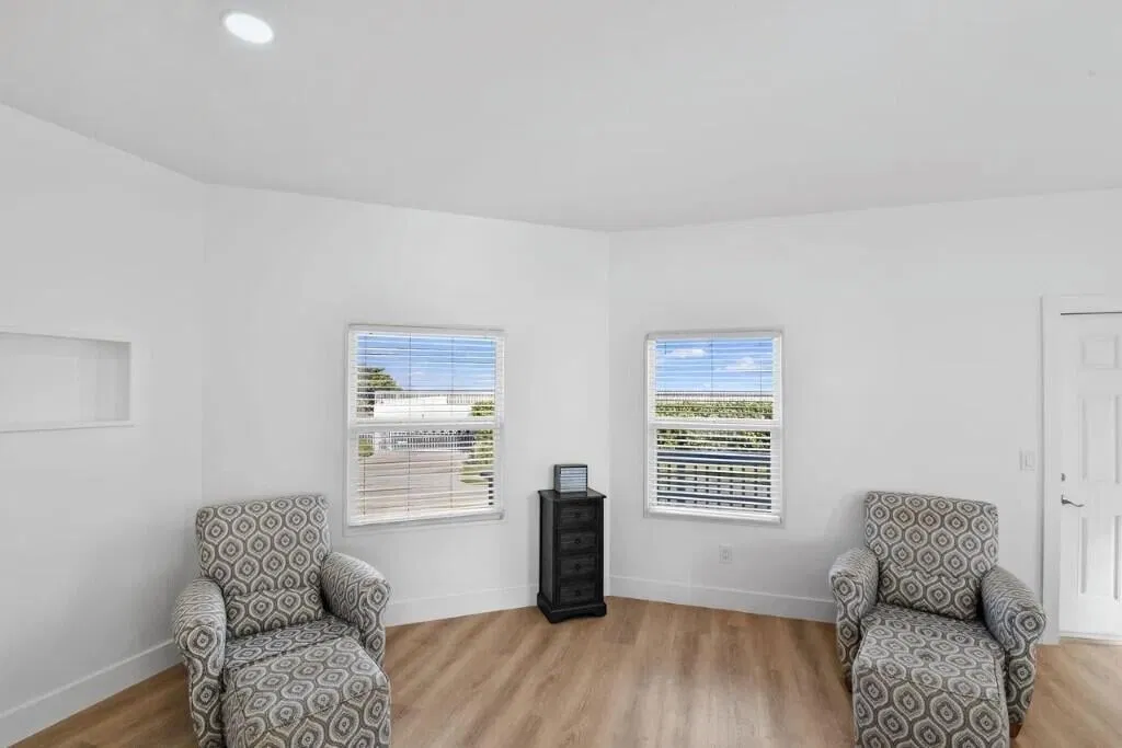 Residence photo 16