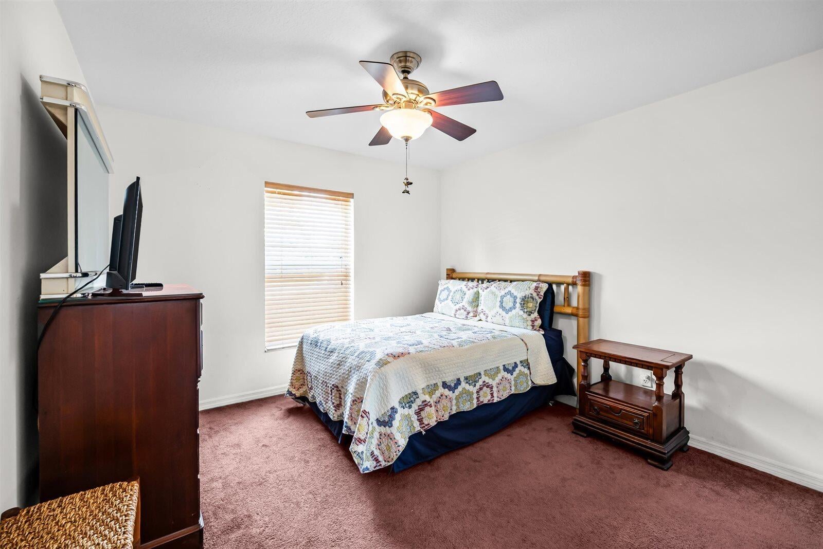 Residence photo 16