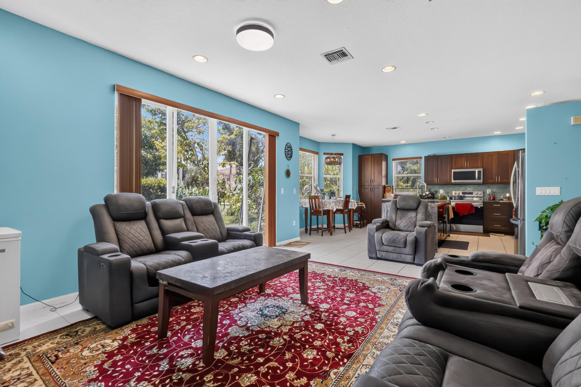 Residence photo 13