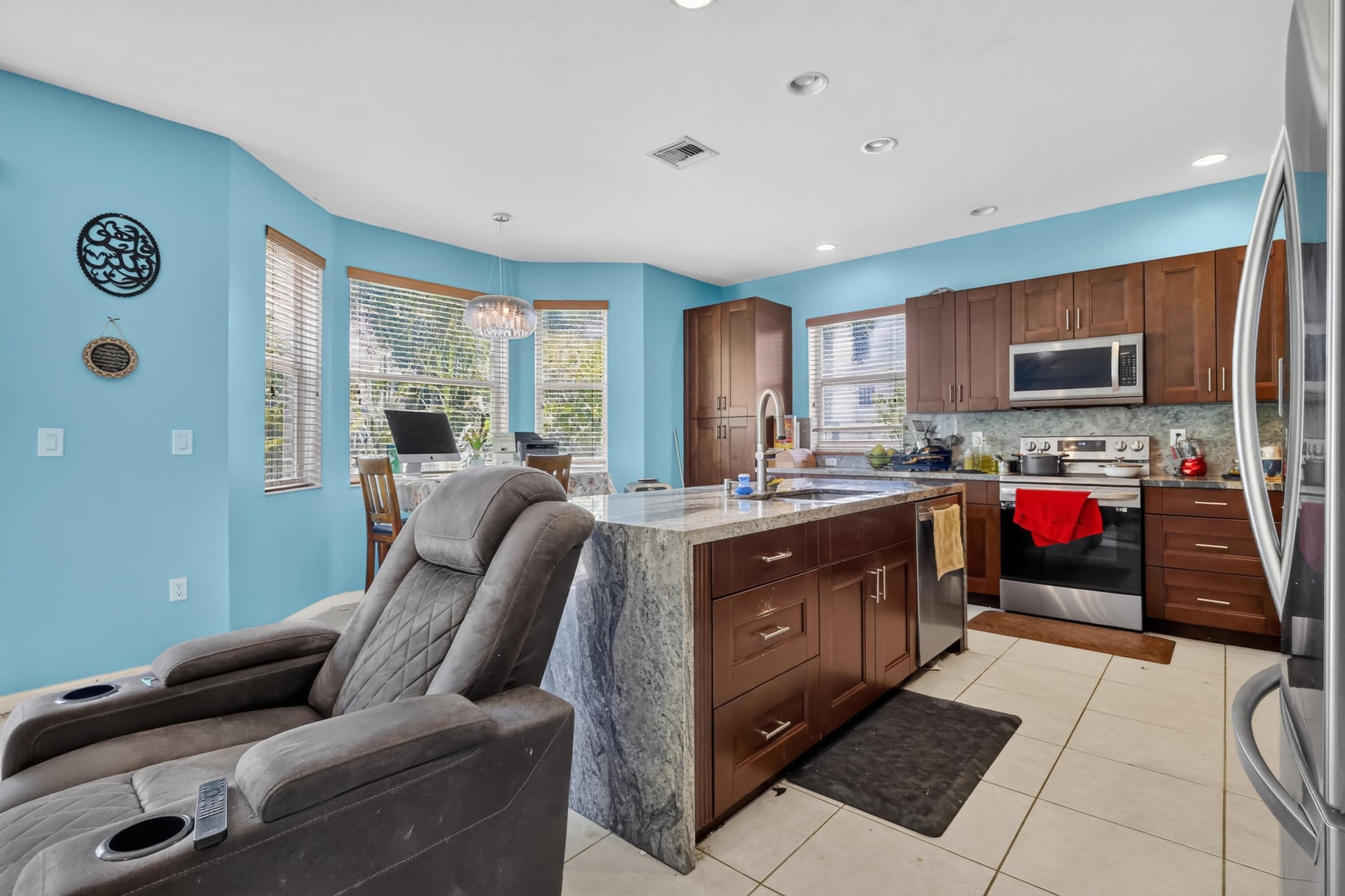 Residence photo 16