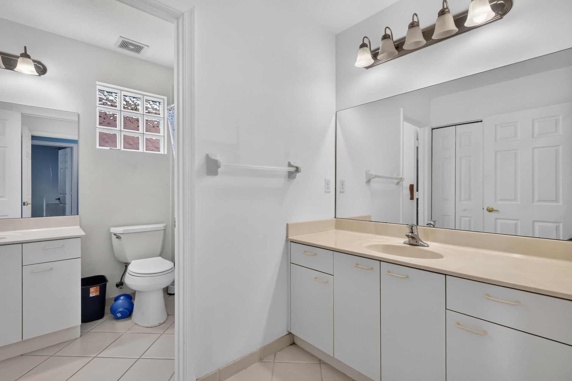Residence photo 25