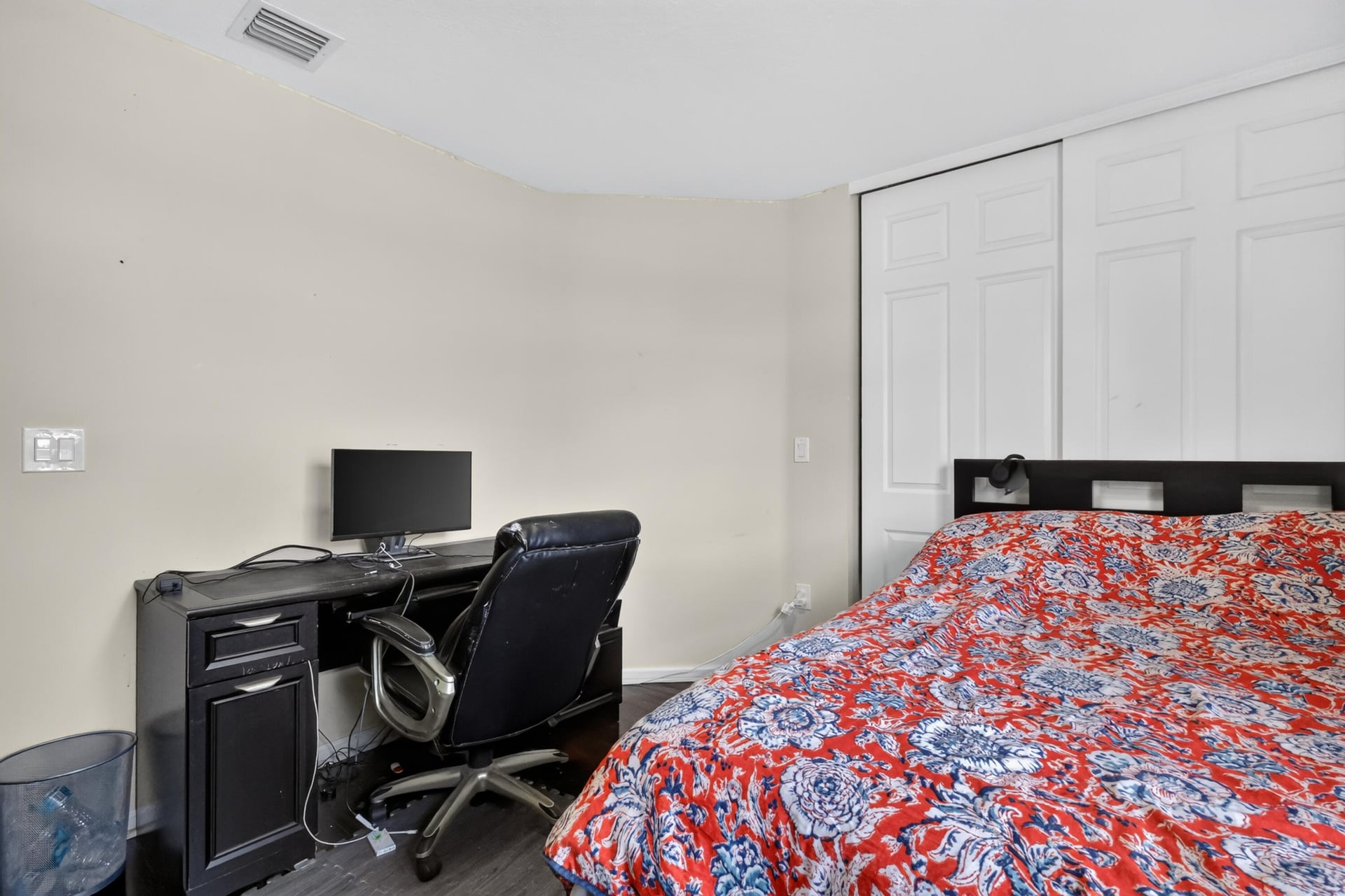 Residence photo 34
