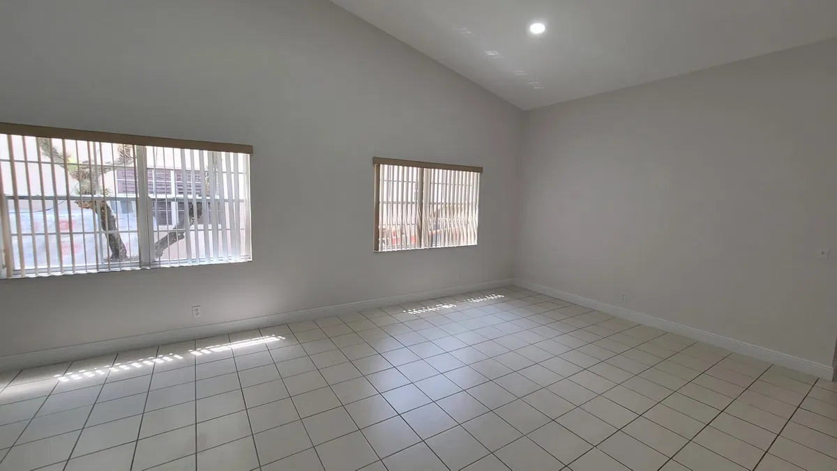 Residence photo 10