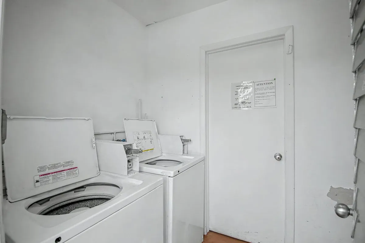 Unit 3140 photo 19