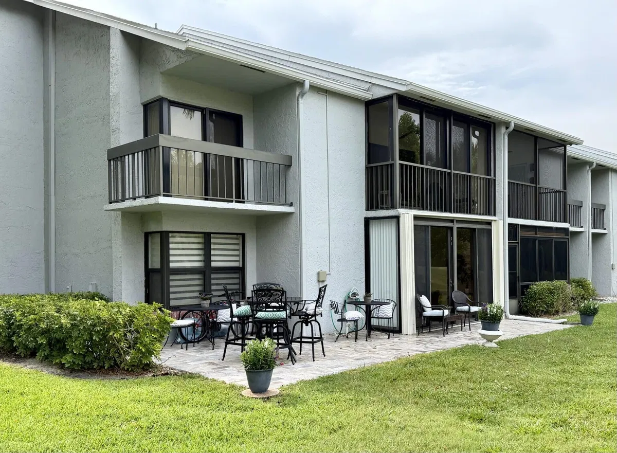 Unit 1214 photo 4